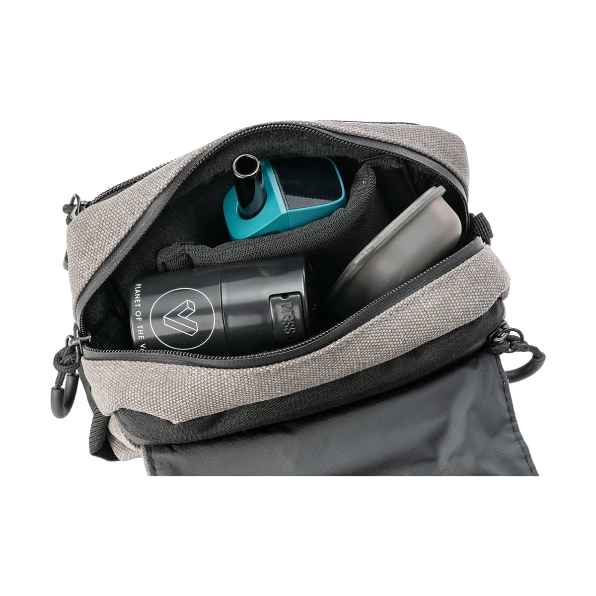 RYOT Piper Carbon Series Travel Case - Image 6